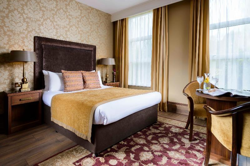 Lake Lodge Guesthouse Килларни Экстерьер фото
